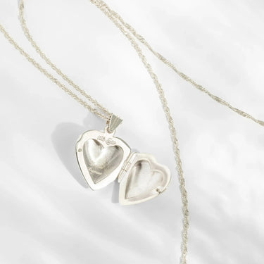 Collier Médaillon Eve