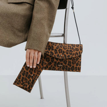 Sac AKCute - Leo Brown