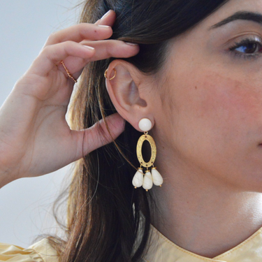 Monica earrings - ecru