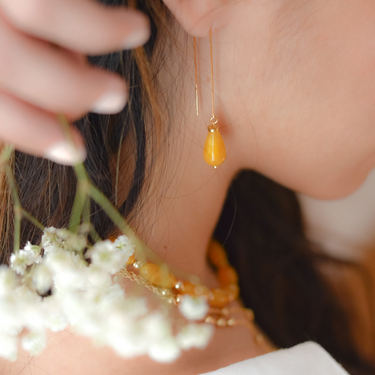 Chloé earrings - honey yellow