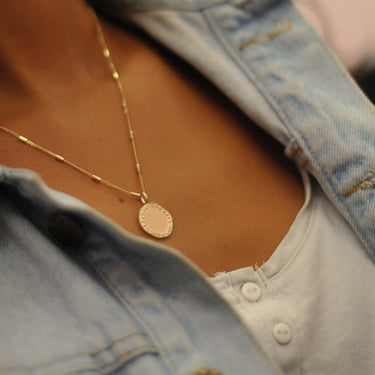 Laurel necklace