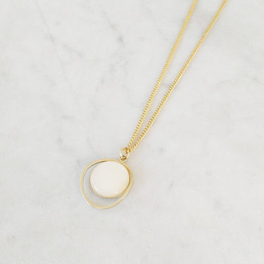 Mid-Long Azalée Necklace - mother-of-pearl